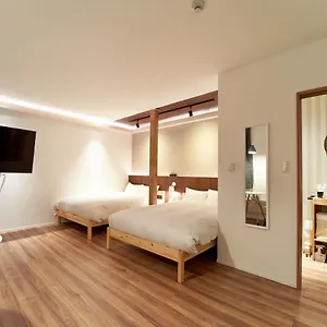  Guest house The Lobs, Rusutsu Japan